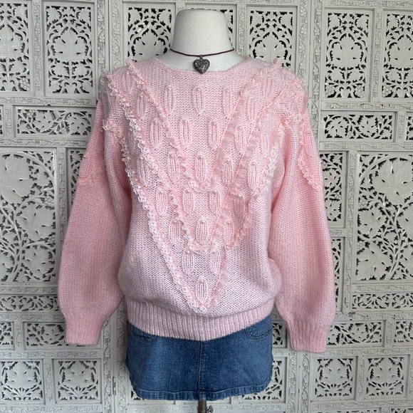 Vintage Debra Martin Baby Pink Lace Pearl Coquette Sweater Sz Small - Picture 1 of 7